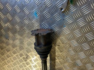 bontott AUDI A4 B6 Bal Féltengely