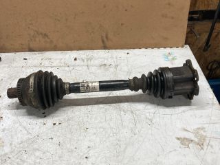 bontott AUDI A4 B6 Bal Féltengely