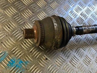 bontott AUDI A4 B6 Bal Féltengely