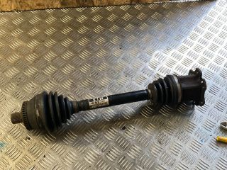 bontott AUDI A4 B6 Bal Féltengely