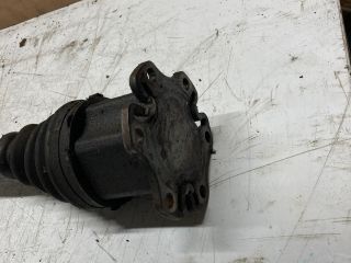 bontott AUDI A4 B6 Bal Féltengely