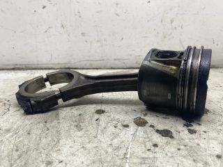 bontott AUDI A4 B6 Dugattyú és Hajtókar