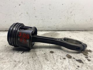 bontott AUDI A4 B6 Dugattyú és Hajtókar