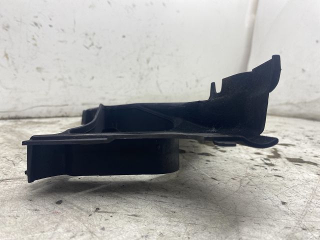 bontott AUDI A4 B6 Első Felső Vezérlés Burkolat