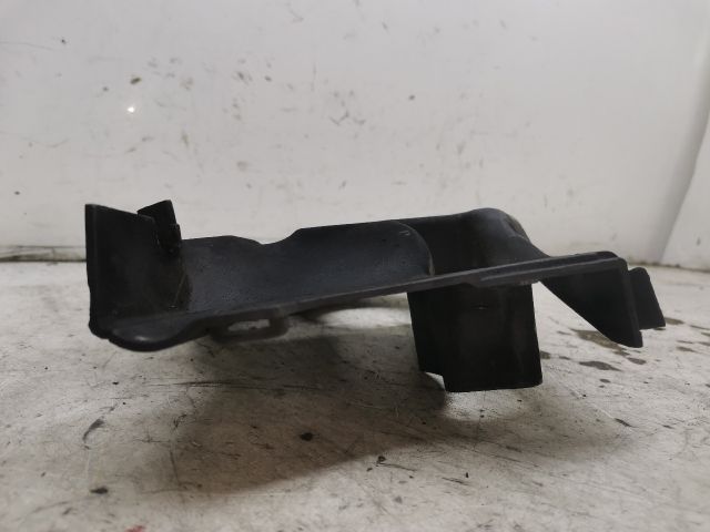 bontott AUDI A4 B6 Első Vezérlés Burkolat