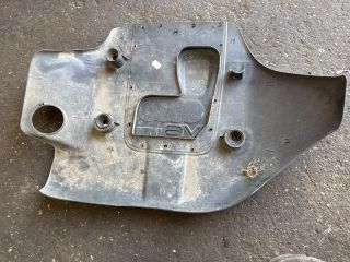 bontott AUDI A4 B6 Felső Motorburkolat