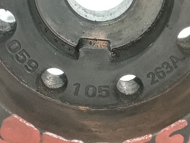 bontott AUDI A4 B6 Főtengely Bordáskerék / Lánckerék