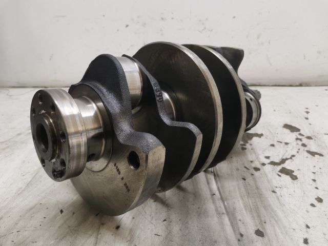 bontott AUDI A4 B6 Főtengely (Magában)