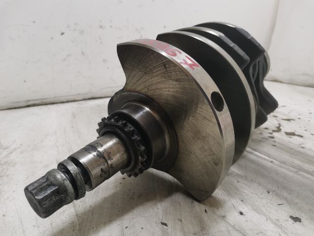 bontott AUDI A4 B6 Főtengely (Magában)