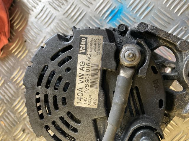 bontott AUDI A4 B6 Generátor