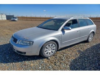 bontott AUDI A4 B6 Homlokfal (Üres lemez)