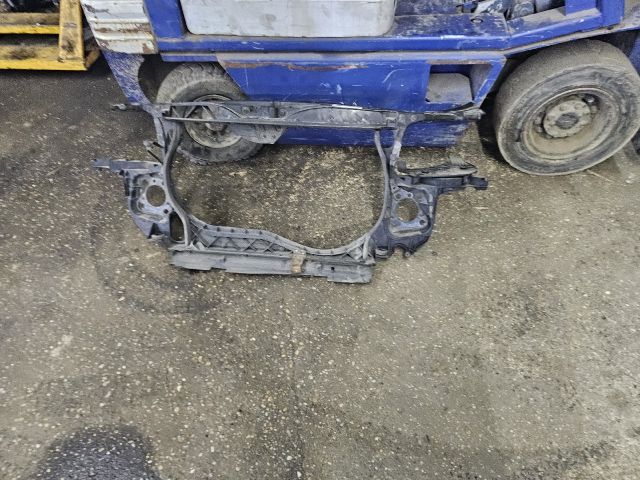 bontott AUDI A4 B6 Homlokfal (Üres lemez)