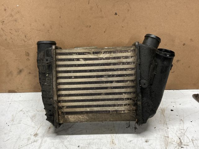 bontott AUDI A4 B6 Intercooler