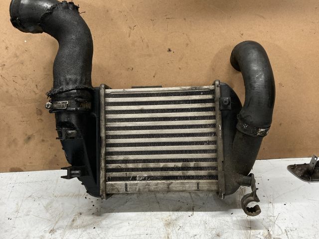 bontott AUDI A4 B6 Intercooler