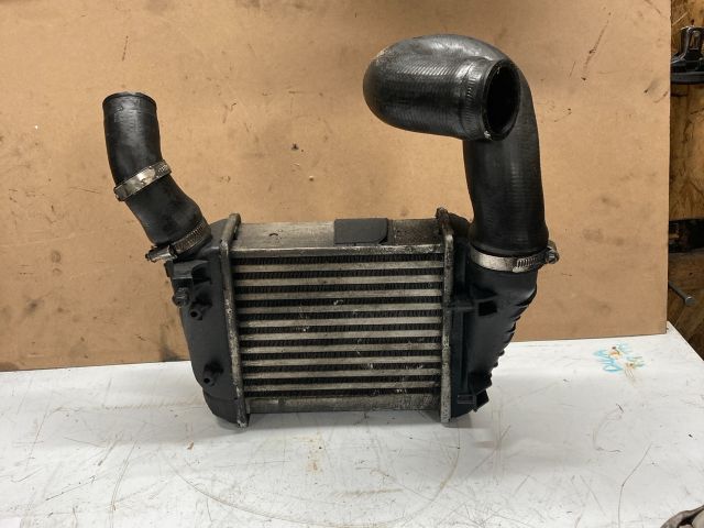 bontott AUDI A4 B6 Intercooler