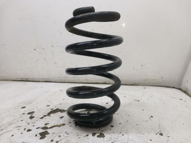 bontott AUDI A4 B6 Jobb első Rugó