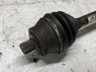 bontott AUDI A4 B6 Jobb Féltengely