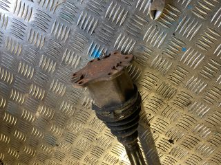 bontott AUDI A4 B6 Jobb Féltengely