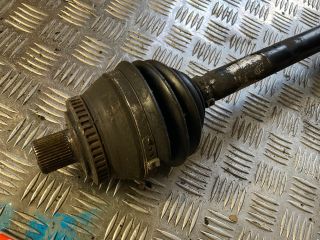 bontott AUDI A4 B6 Jobb Féltengely