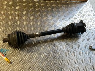 bontott AUDI A4 B6 Jobb Féltengely