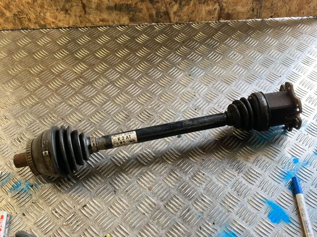 bontott AUDI A4 B6 Jobb Féltengely