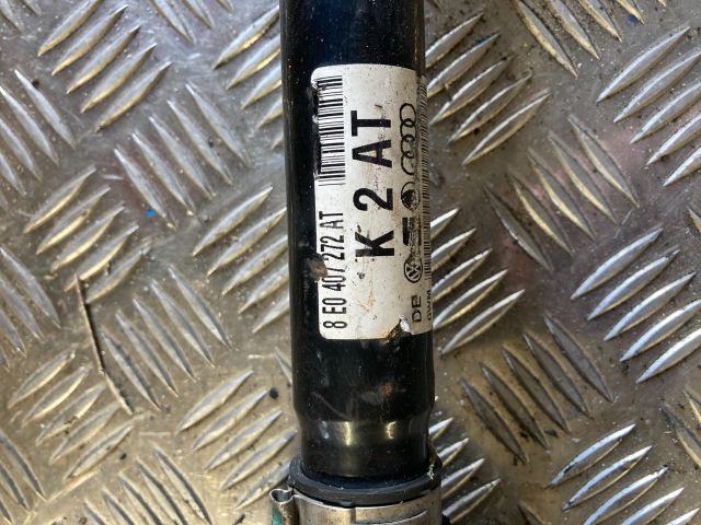 bontott AUDI A4 B6 Jobb Féltengely