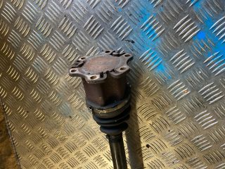 bontott AUDI A4 B6 Jobb Féltengely