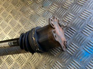bontott AUDI A4 B6 Jobb Féltengely