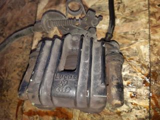 bontott AUDI A4 B6 Jobb hátsó Féknyereg Munkahengerrel