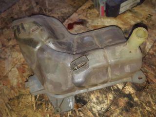 bontott AUDI A4 B6 Kiegyenlítő Tartály