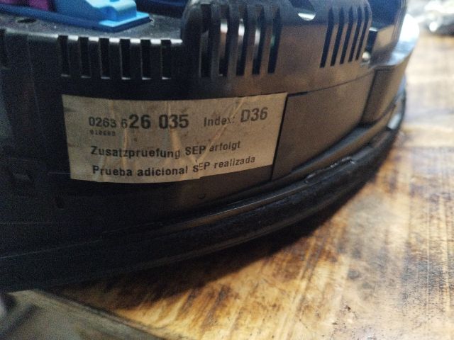 bontott AUDI A4 B6 Kilométeróra