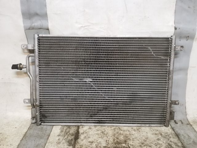 bontott AUDI A4 B6 Klímahűtő Radiátor