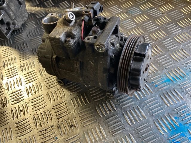 bontott AUDI A4 B6 Klímakompresszor