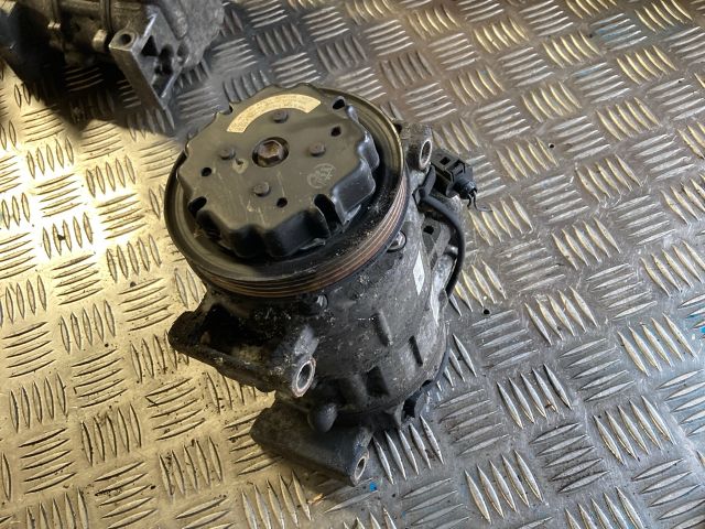 bontott AUDI A4 B6 Klímakompresszor