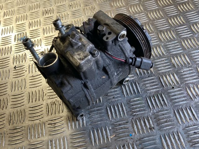 bontott AUDI A4 B6 Klímakompresszor