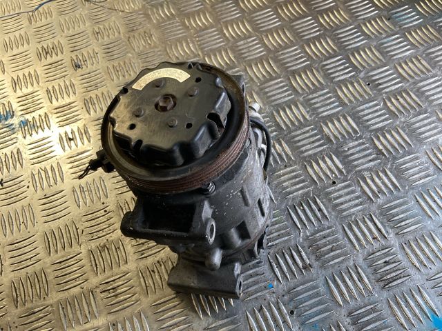 bontott AUDI A4 B6 Klímakompresszor