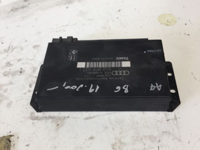 bontott AUDI A4 B6 Komfort Elektronika