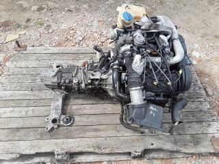 bontott AUDI A4 B6 Motor (Fűzött blokk hengerfejjel)
