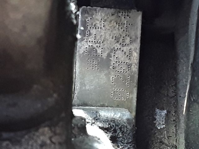 bontott AUDI A4 B6 Motor (Fűzött blokk hengerfejjel)