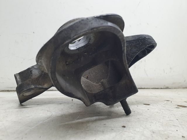 bontott AUDI A4 B6 Motor Tartó Bak (Fém)