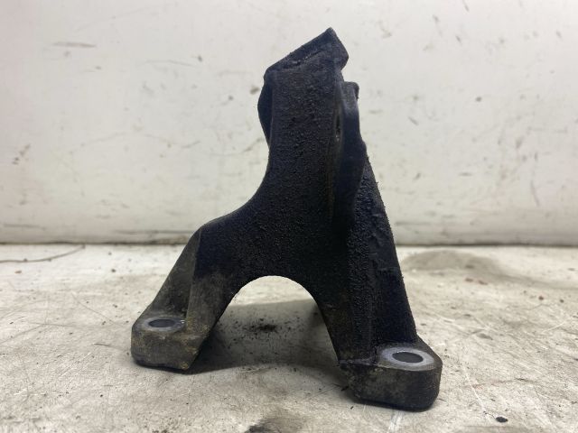 bontott AUDI A4 B6 Motor Tartó Bak (Fém)