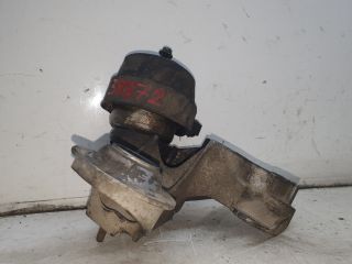 bontott AUDI A4 B6 Motor Tartó Bak (Fém)