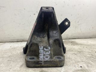 bontott AUDI A4 B6 Motor Tartó Bak (Fém)