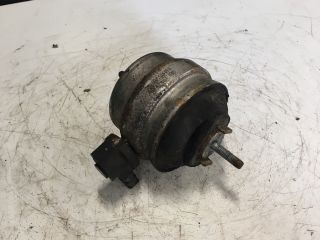 bontott AUDI A4 B6 Motor Tartó Bak (Fém)