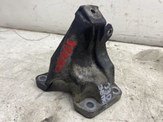 bontott AUDI A4 B6 Motor Tartó Bak (Fém)
