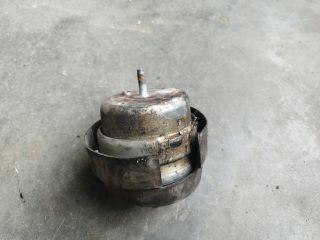 bontott AUDI A4 B6 Motor Tartó Bak (Pozíciófüggetlen)