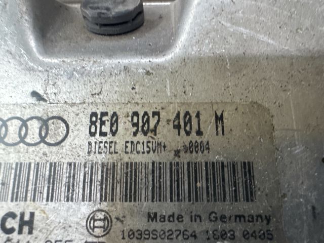 bontott AUDI A4 B6 Motorvezérlő