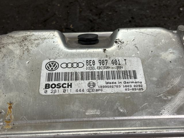 bontott AUDI A4 B6 Motorvezérlő