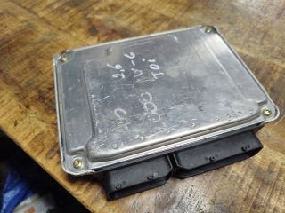 bontott AUDI A4 B6 Motorvezérlő