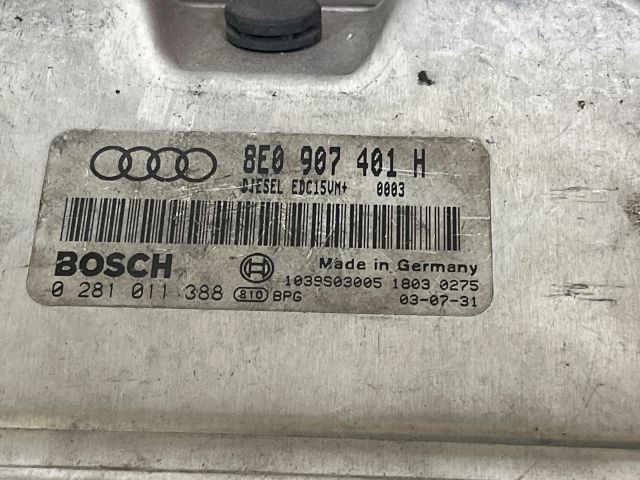 bontott AUDI A4 B6 Motorvezérlő